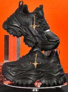 Tênis Esportivos Casuais Femininos, Acessórios para Sapatos com Colar Pingente Decorativo de Cabeça de Boi Metálica Punk, Tênis Esportivos de Estilo Escuro com Parte Superior de Malha Respirável, Sola Amortecedora Leve, Sapatos Casuais de Cadarço com Bico Redondo para Estudantes Universitárias, Adolescentes, Uso Diário, Encontros, Fitness, Escritório. Tênis Casuais de Plataforma Chunky de 7CM de Salto Alto, Salto Alto Preto para Todas as Estações