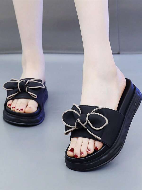 Gothic Bowknot, Soft Bottom Flat Sandals For Women, Thick Sole Outdoor Wear, Bowknot, Comfortable Slip-On Summer New 2025 Collection