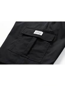 男士休闲工装短裤三件装 - 黑色、浅卡其色、灰色，宽松版型，多口袋设计，可调节抽绳腰带，涤纶材质 - 适合运动、户外和休闲穿着 | 跑步和训练短裤 | 纯色设计