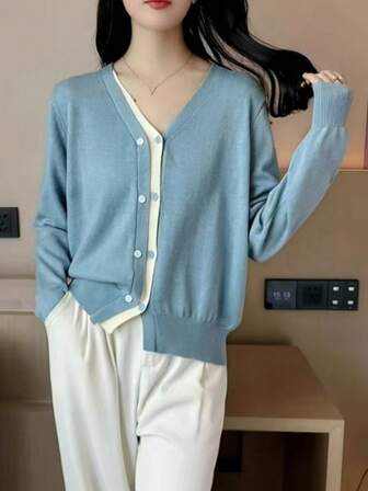Stylish Colorblock Double Breasted Long Sleeve V-Neck Knit Sweater, Versatile Top
