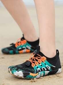 1 par de calçados aquáticos respiráveis de cano baixo para crianças, primavera/verão, cabedal em malha, estampado, sola de borracha antiderrapante, secagem rápida, adequado para caminhadas ao ar livre, praia, esportes indoor e ioga - Multicolorido - Ver 5