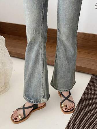 Women Flat Sandals, Metallic Elegant Party Vacation Avant-Garde Fashionable Basic Casual Beach Cute Fairy Wedding Outdoor Sexy Chinese Style Luxury Street Cute Comfortable PVC Women Sandals With Buckle Crossing Straps, Suitable For Beach, Holiday, Wedding, College, Party, Office, Home, Outdoor, Summer