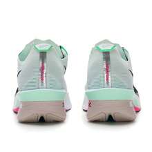 Nike 男鞋跑步鞋 ZOOMX VAPORFLY NEXT% 4 網面透氣輕便舒適運動鞋戶外鍛鍊日常休閒鞋 全掌型碳纖維 Flyplate公路競速跑鞋HF6414-101 - 黑/白/冰河藍/透明粉/泡沫薄荷綠/粉砂岩紅 - 查看 5