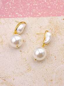 1 Pair Unique Comma Shaped Women Dangle Earrings