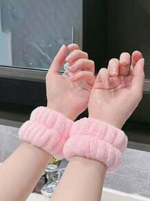 1pc Headband/2pcs Wristbands/3pcs Facial Cleansing Set: Polyester Bath Wristbands, Fluffy Solid Color Headband, Reusable Spa Headband & Wristbands, Fine Fiber Headband, Makeup Headband Wristbands, Elastic Wrist Wrap, Absorbent Sweatband, Face Towel. Suitable For Bathroom, Living Room, Vanity, Travel, Bedroom, Yoga, Workout, Bathing, Makeup, Skincare, Spa, Salon, Birthday, Face Mask, Exercise Face Clean,Facial Brush,Bag,Organizer,Storage