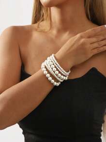 6pcs Fashionable & Charming Glass Faux Pearl Beaded Bracelets For Teenage Girls, Multi-Layer Elastic Bracelet Accessories