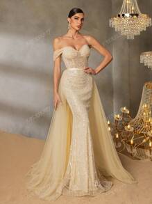 Luxury Off-Shoulder Beaded Mermaid Evening Gown With Tulle Cape Sleeves & Fishtail Train - Structured Sweetheart Bodice, Sequin-Embellished Hem - For Red Carpet Galas, Black-Tie Weddings, Opera Premieres, Charity Balls, Luxury Dinner Events