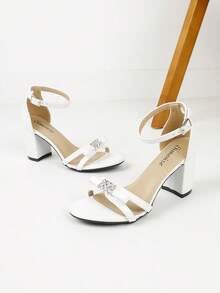 Timesize 女士水钻扣凉鞋，白色正式高跟凉鞋，工作鞋，婚礼新娘鞋，夏季办公室鞋，低跟凉鞋，新品 - 白色 - 查看 6