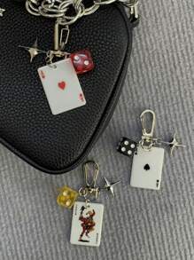 1 Stück Schlüsselanhänger mit Spielkarten, Würfel und Sternanhänger, Schlüsselring aus schwarzer Legierung in Form von Pik, Karo, Kreuz, Cartoon Zahlen-Themen Schmuck, Autoschlüsselanhänger, Charm, Anhänger, Handyband, Autoaufhänger, Schlüsselanhänger
