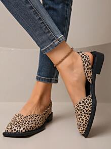 Sandálias Baixas Femininas de Luxo com Estampa de Onça da Coleção 2025, Design de Fivela, Plataforma Casual, Bico Quadrado