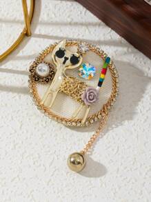 1 Pc Elegant Cute Cat Design, Sparkling Accessory, Golden Crystal Border, Collegiate Badge Style Women Brooch, Luxurious Jewelry Brooch Suitable For Dating, Everyday Wear, Gift