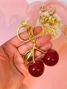 1pc Cherry-Shaped Metal Keychain/Keyfob, Fashion Handbag Charm, Car Accessories, Wallet Pendant, Suitable For Teacher's Day, Valentine's Day Gifts School
