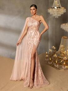 Faeriesty Faeriesty Asymmetric One-Shoulder Evening Gown With Flowing Organza Drape, Embellished Waist Detail, Dramatic Thigh-High Slit & Mermaid Fishtail Hem – Elegant Formal Dresses For Red Carpet Events, Black-Tie Galas, Luxury Wedding Receptions, Fashion Showcases, Award Ceremonies