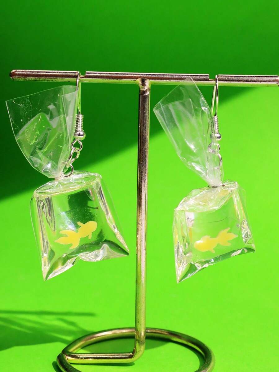 1 对可爱卡通透明仿黄鱼耳环，时尚独特，适合海滩、日常佩戴、通勤、节日搭配的女士珠宝 - 彩色 - 查看 1