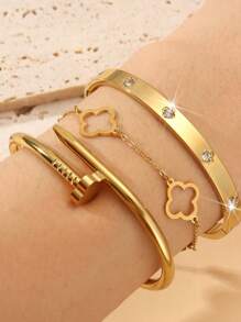 Juego de 3 piezas de brazalete de acero inoxidable chapado en oro de 18 quilates con flor de cuatro hojas hueca y circonita, joyería de moda adecuada para uso diario, fiestas, vacaciones, gran regalo para madres, novias, esposas e hijas, resistente al agua y resistente a la decoloración