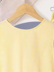 Left Mama Girls Casual Asymmetrical Floral Trim Sleeveless Striped Top And Straight Pants Set, Summer - Yellow - View 3