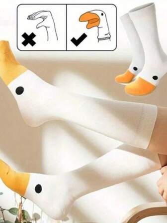 1 par de calcetines largos de mujer con tema de pato, apropiados para uso diario, cómodos