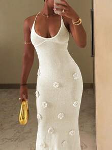 Apperloth A 优雅女士 3D 花朵针织白色长裙性感深 V 领露背修身夏季毛衣裙适合海滩度假 - 白色 - 查看 3