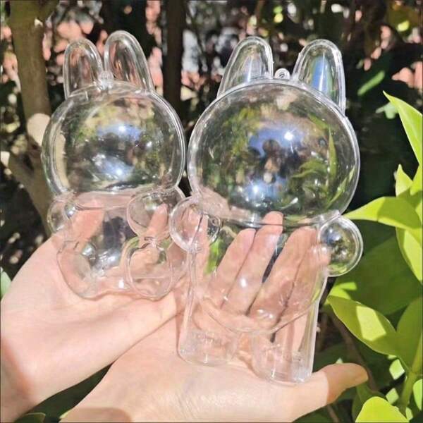 1pc Doll Protective Case, Transparent Hanging Storage Box, Plastic Protective Case. Applicable To: Plush Toys, Ceramic Ornaments, Doll Accessories (Dolls Are Not Included, Hanging Buckles Are Randomly Sent)