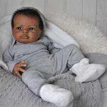 20-Inch Lifelike Reborn Doll With Black Skin, 50cm Soft Unisex African American Cloth Doll, Realistic Cute Newborn Baby Handmade Art Doll Toy, Gift For Children 3+ Years Old