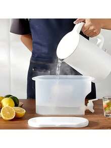 1pc Large Capacity Fridge Drink Dispenser With Tap, Rechargeable-Free PP Beverage Pitcher For Lemonade, Juice, Tea, Suitable For Family, High Capacity, Non-Slip, Thick, Home Kitchen Modern White Cold Water Container