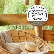 1pc Yard Sign Decor, Round Hanging Wall Sign Decor For Farmhouse Wall, Patio, Outdoor Living Wood Plaque, Suitable For Porch, Deck, Backyard, Housewarming Gift, New Home Decor, "It's Patio Time"