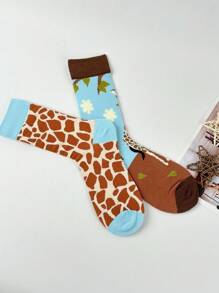 جوارب نسائية متوسطة الطول بتصميم كرتوني ثنائي اللون على طراز AB بتصميم زرافة، أنيقة وجذابة للخريف