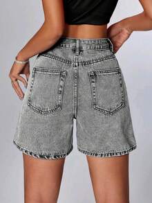 女式高腰百搭牛仔短裤，复古水洗，宽松版型，及膝长度，休闲复古风格，适合夏季时尚