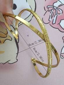 1 件简约奢华可调节腰部设计手链，时尚星空水钻不锈钢情侣手链，优雅精致的开口袖口手链适合日常和派对佩戴（由于灯光原因可能会出现轻微色差，但不影响产品）