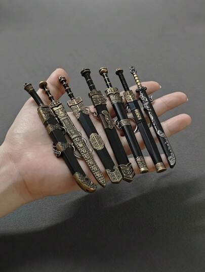 Mini Metal Sword Set, Car Key Chain Accessory, Ancient Style Toy Pendant Collection, Military Theme, Durable Metal Structure, Suitable For Game And Anime Enthusiasts, Teenagers (7-14 Years Old)