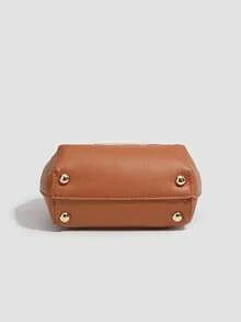 时尚小号翻盖包时尚休闲钱包可爱撞色女士包适合女性、女孩、大学生，是街头潮流和约会之夜的理想选择