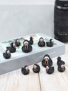 1PC Halloween Mini Screaming Duck, Ghost Duck Model, Dollhouse Accessories, Mini Decorations, Birthday Surprises, Garden Scene Decor, Pranks, Funny Horror Resin Ducks For Halloween