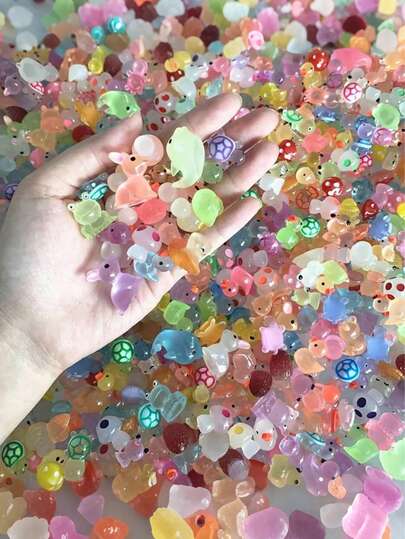 10/20/30/50PCS Various Luminous Mini Resin Animal Mushroom Figurines Glow In The Dark Miniature Figures Ornament Fairy Garden Accessories Aquarium Landscape Bonsai Dollhouse Decor