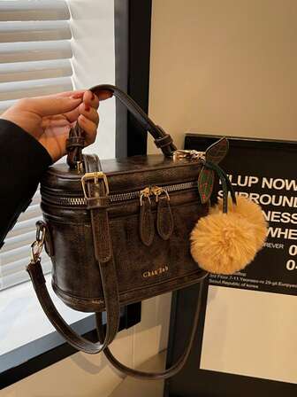 复古咖啡棕色 PU 迷你手提包、单肩包、斜挎包、箱包、化妆包、相机包（含樱桃吊坠），适合购物、钱包、年轻女性、大学生、初学者、白领。非常适合办公室、大学、工作、商务、通勤、户外活动、旅行和野餐