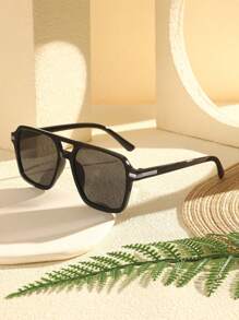 1 Pair Fashion Women's Aviator Fashion Glasses. Suitable For Parties, Birthday Gatherings, Outings, Driving, Beach Vacations, Festivals, Women Accessories