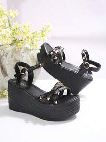 Giày sandal đế xuồng đính đinh tán thời trang nữ - Thiết kế đế cao, trang trí đinh tán kim loại, phong cách tối giản, hở mũi, mùa hè, phù hợp cho cả đi chơi và dự tiệc, chất liệu PU cao cấp, sandal gợi cảm phong cách Bohemian, phụ kiện du lịch thiết yếu - màu đen - Xem 7