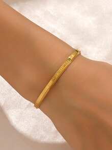 Letter Decor Cuff Bracelet - Yellow Gold - View 5