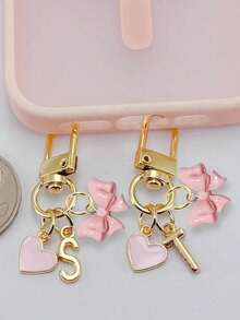 个性化心形吊饰，带有姓名首字母和礼物留言/情书 | 心形钥匙扣配件 | 定制包袋吊坠 | 礼物，蝴蝶结配饰，钥匙扣，独特的手机配件，简约设计，适用于女士钱包和手机配件，赠送给朋友，家人，女朋友，户外配饰，派对配饰，礼品，纪念品，女士包袋吊坠，汽车吊坠，女士女孩礼物，返校礼物 - 彩色 - 查看 5