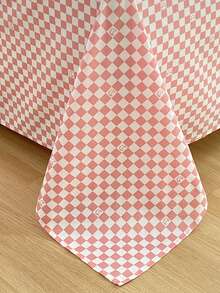 四件套（1件被套+1件床单+2件枕套）柔软磨毛宿舍床上用品套装，适用于宿舍双层床，四季皆宜，亲肤透气，360°防滑包裹，不含荧光增白剂，可水洗，不易褪色，抗菌，保暖。