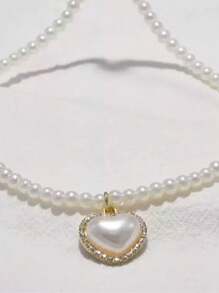 Collar elegante de perlas falsas para mujer, collar con colgante en forma de corazón clásico, collar versátil de verano