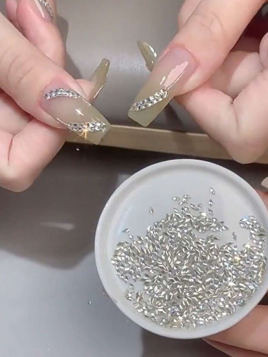 200pcs/100pcs/50pcs Mini Diamond Shaped Edged Zirconia Manicure Decorations, White & Pink Flat Bottom Sparkling Wheat Ear Nail Diamonds