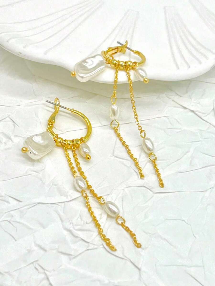 1 par de brincos de argola femininos minimalistas com borlas de pérolas