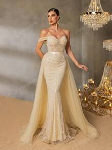 Luxury Off-Shoulder Beaded Mermaid Evening Gown With Tulle Cape Sleeves & Fishtail Train - Structured Sweetheart Bodice, Sequin-Embellished Hem - For Red Carpet Galas, Black-Tie Weddings, Opera Premieres, Charity Balls, Luxury Dinner Events