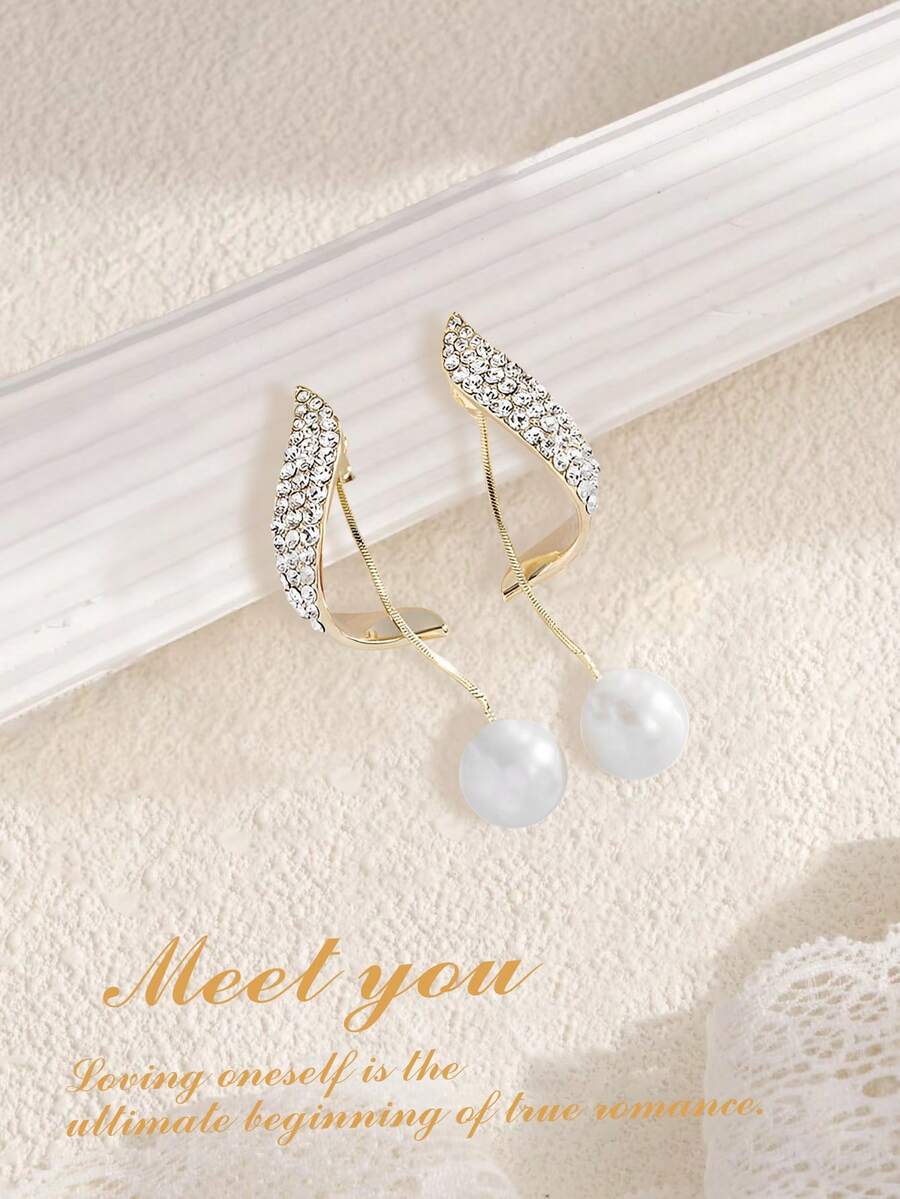 2 件优雅珍珠流苏耳环，钻石新娘耳环适合婚纱照、礼服和日常通勤装