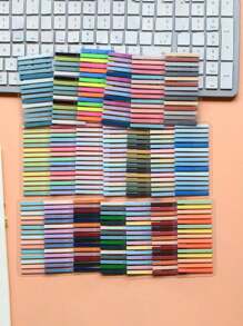 Set mit 7 Streifen, je 300 Blatt, insgesamt 2100 dünne durchsichtige PET-Aufkleber, Etiketten und Plastiktags für Schüler zum Aufkleben auf Schulbücher. Geeignet für Schulmaterialien und Schulanfang-Materialien.