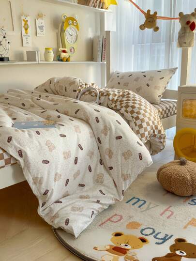 3pcs (1pc Duvet Cover 150*200cm + 1pc Pillowcase 48*74cm + 1pc Fitted Sheet 160*230cm) Cartoon College Dormitory Bunk Beds, Suitable For All Seasons, Soft Printed Brushed, Nordic Style, Cozy For Nursery, Kids Room, Dorms