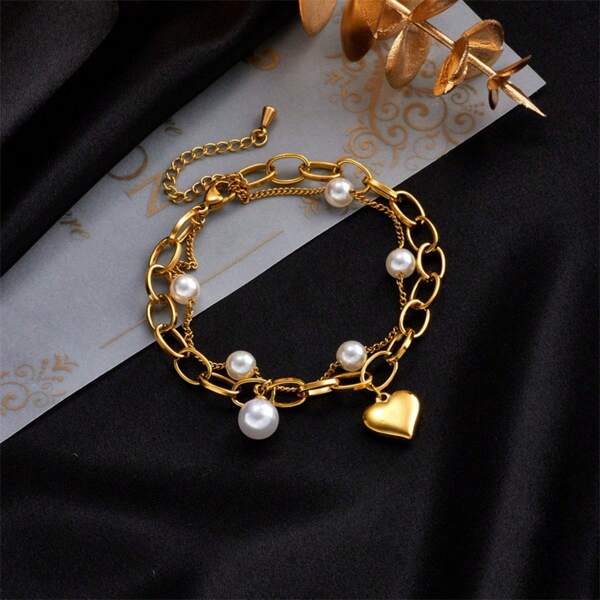Pulsera de eslabones chapada en oro de acero inoxidable con corazón y perla - Diseño de eslabones para amantes de la moda, pulsera elegante chapada en oro de acero inoxidable con dijes de corazón y perla, brazalete con dije de corazón elegante chapado en oro de acero inoxidable con detalles de corazón y perla, ideal para uso diario