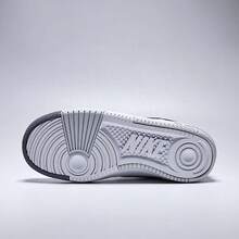 Zapatillas deportivas casuales WMNS NIKE GAMMA FORCE para mujer, de corte bajo, modelo HF4987-100 - Blanco - Ver 3