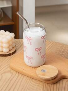 1个带竹盖和吸管的玻璃杯，啤酒罐造型，可作水杯、冰咖啡杯、奶昔杯、水果杯、果汁杯，粉色蝴蝶结印花，可重复使用，夏季饮品杯，大容量户外旅行便携饮料果汁杯，适合家庭、办公室、聚会、生日派对、节日、圣诞节等场合，冬夏皆宜。 - 粉色 - 查看 3