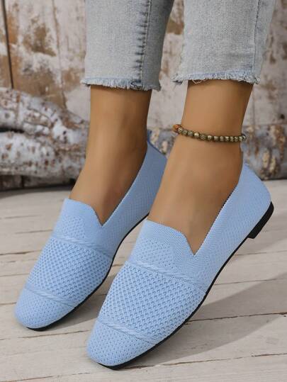 أحذية مسطحة بتصميم مربع للنساء لأقدام منتفشة ، أحذية مريحة للأمهات، قابلة للتنفس مناسبة للربيع والخريف